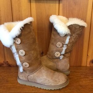 Women s UGG Australia TRIPLE BUTTON BOOTS